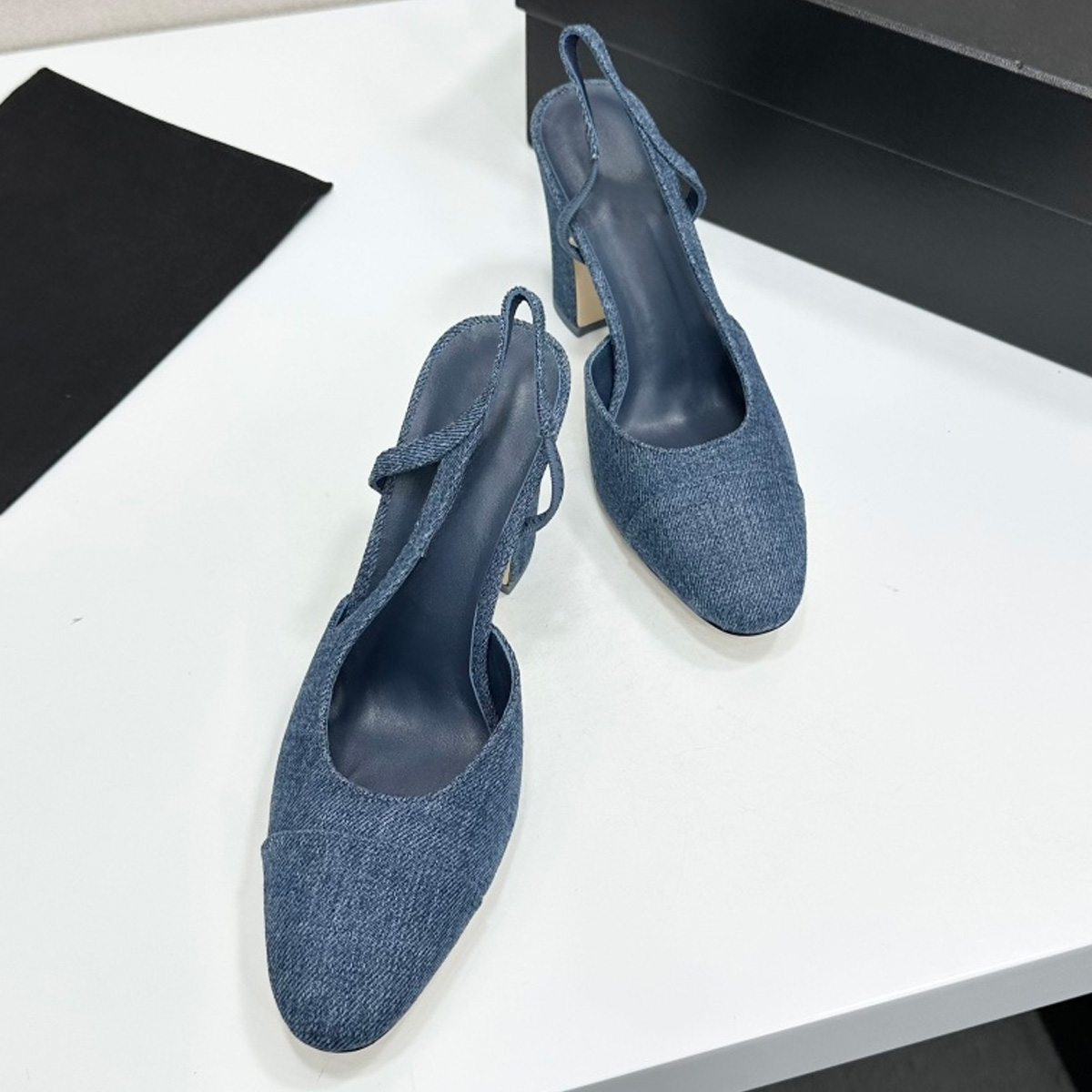 2026 Women's Two-Tone Slingbac - Casual Sandal Leather recensie en prijs