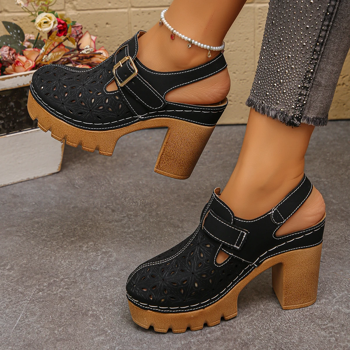 Large Size Women's Thick Heel  - Casual Sandal Leather recensie en prijs