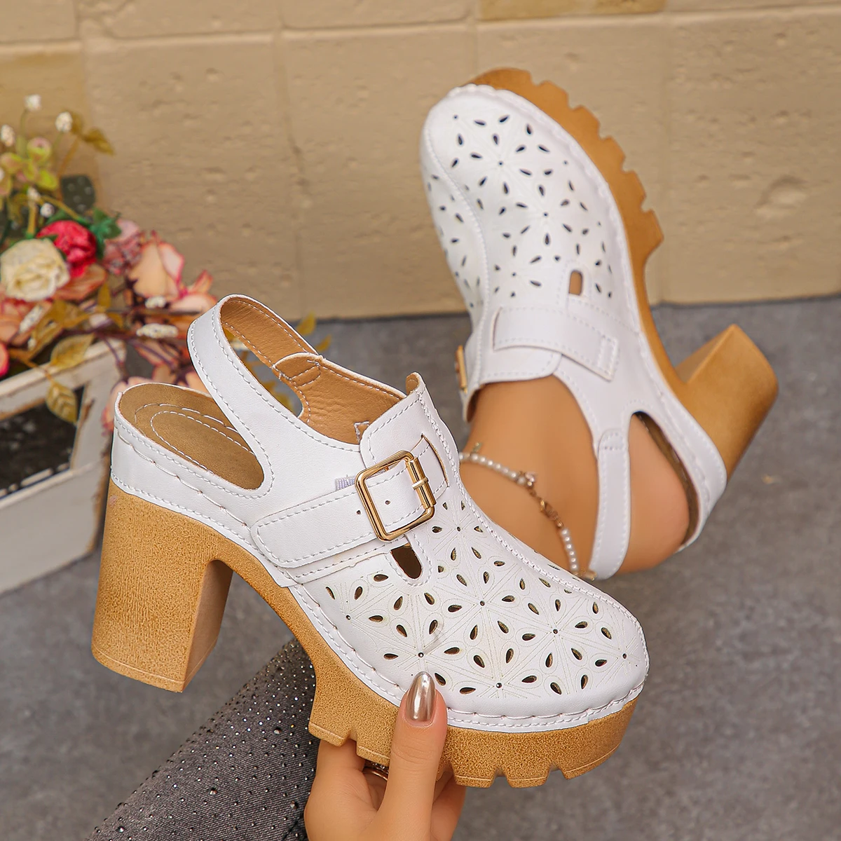 Large Size Women's Thick Heel  - Casual Sandal Leather recensie en prijs